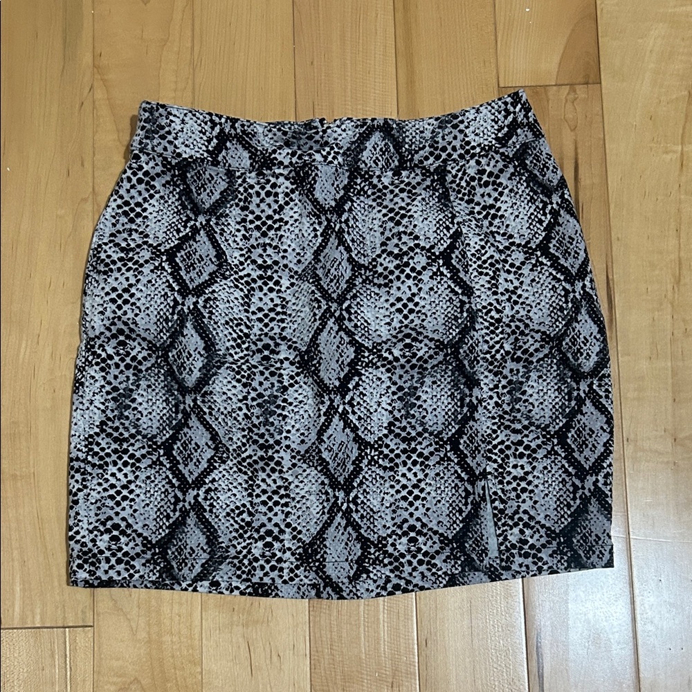 Garage Black and Gray Snake Print Mini Skirt